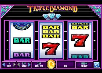 Triple Diamond Slot